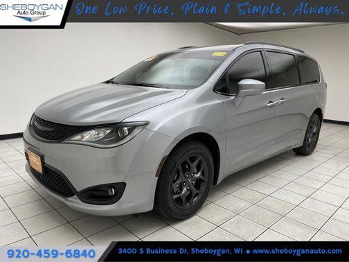 2020 Chrysler Pacifica Touring-L Plus
