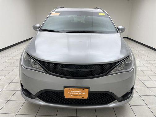 2020 Chrysler Pacifica Touring-L Plus