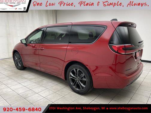 2026 Chrysler Pacifica L