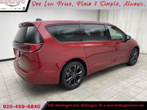 2026 Chrysler Pacifica L