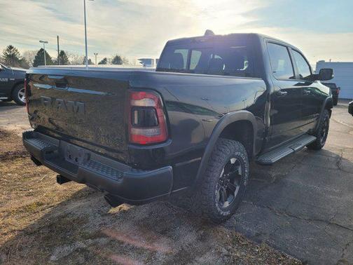 Diamond Black Crystal Pearlcoat 2021 RAM 1500 Rebel