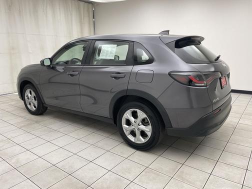 Modern Steel Metallic 2023 Honda HR-V LX
