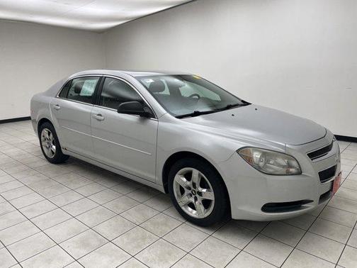 Silver Ice Metallic 2012 Chevrolet Malibu LS