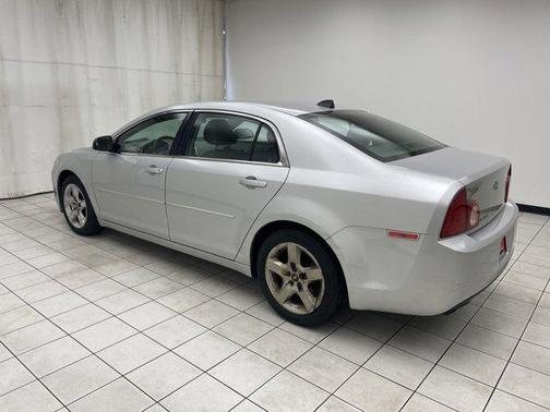 Silver Ice Metallic 2012 Chevrolet Malibu LS