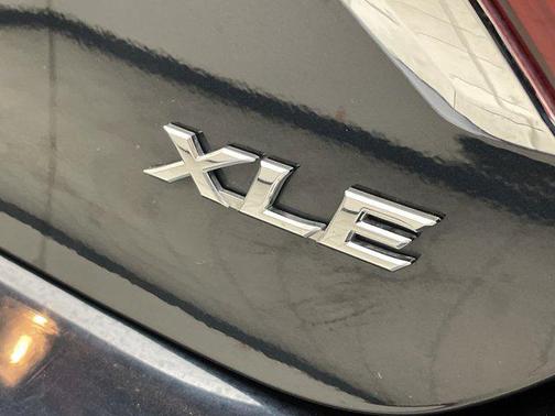 Cosmic Gray Mica 2017 Toyota Camry XLE