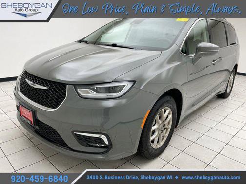 2022 Chrysler Pacifica Touring L