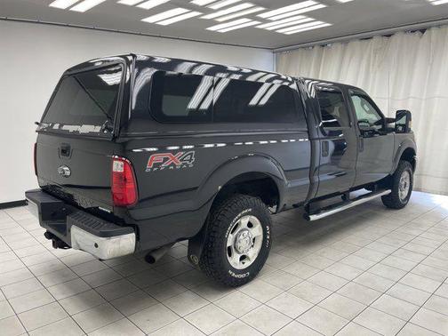 Tuxedo Black Metallic 2013 Ford F-250 XLT