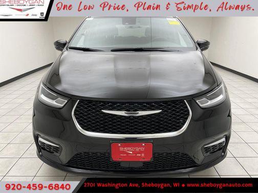 2026 Chrysler Pacifica L