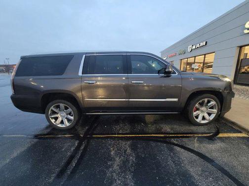 2016 Cadillac Escalade ESV Premium