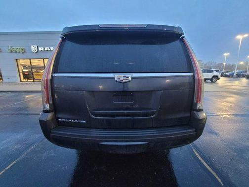 2016 Cadillac Escalade ESV Premium
