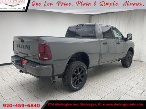 Ceramic Gray Clearcoat 2026 RAM 2500 Big Horn Crew Cab 4x4 6'4' Box