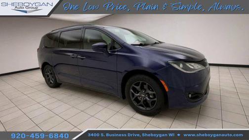 2018 Chrysler Pacifica Touring-L