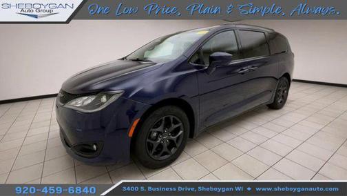 2018 Chrysler Pacifica Touring-L