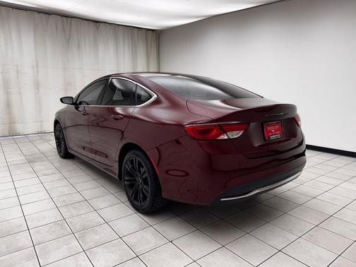 Velvet Red Pearlcoat 2015 Chrysler 200 Limited
