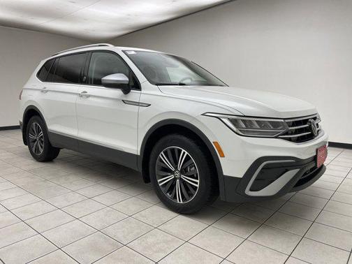 2024 Volkswagen Tiguan 2.0T Wolfsburg Edition