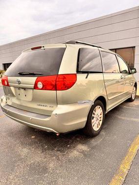 2008 Toyota Sienna XLE