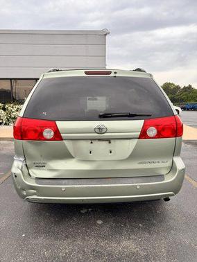 2008 Toyota Sienna XLE