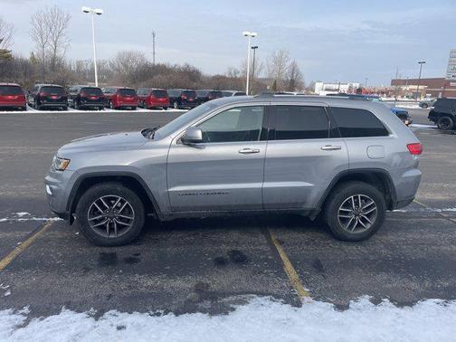 2019 Jeep Grand Cherokee Laredo