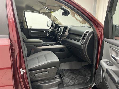 Delmonico Red Pearlcoat 2019 RAM 1500 Big Horn