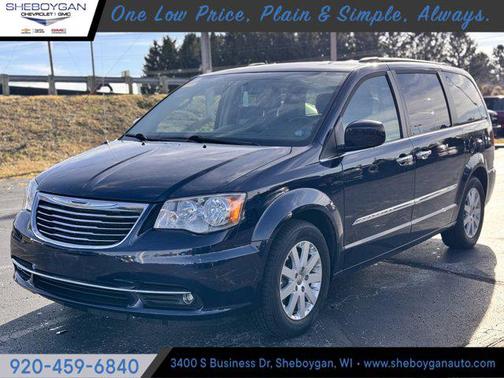 2016 Chrysler Town & Country Touring