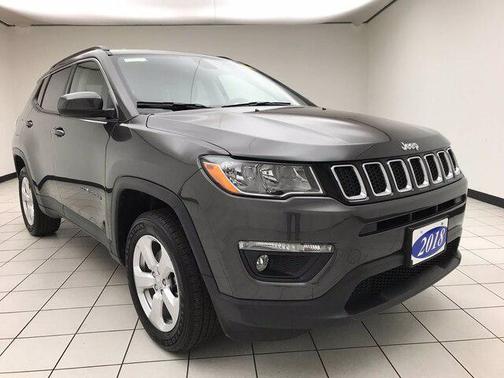 Granite Crystal Metallic Clearcoat 2018 Jeep Compass Latitude