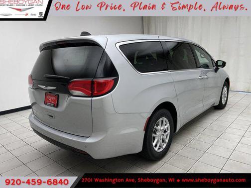 2026 Chrysler Voyager LX