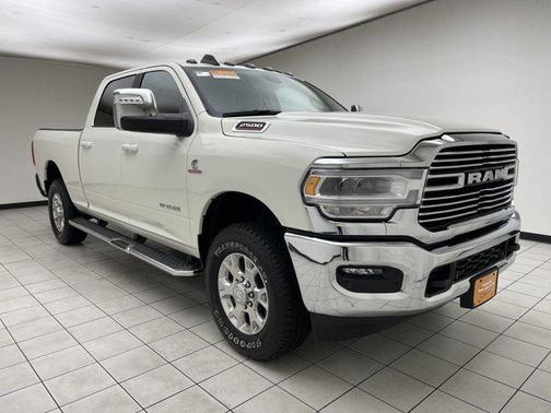 2024 RAM 2500 Laramie Crew Cab 4x4 6'4' Box