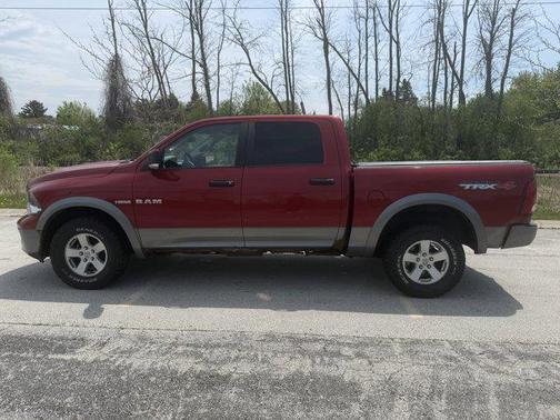 Inferno Red Crystal PC/Mineral Gray Met CC 2010 Dodge Ram 1500 TRX