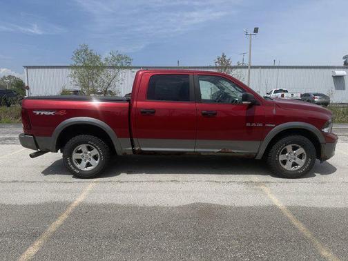 Inferno Red Crystal PC/Mineral Gray Met CC 2010 Dodge Ram 1500 TRX