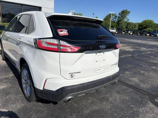 Star White Metallic Tri-Coat 2020 Ford Edge Titanium