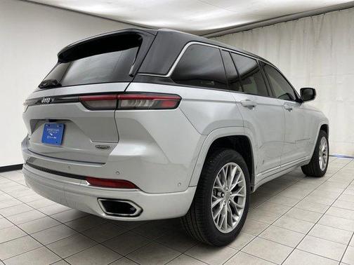 2022 Jeep Grand Cherokee 4xe Summit