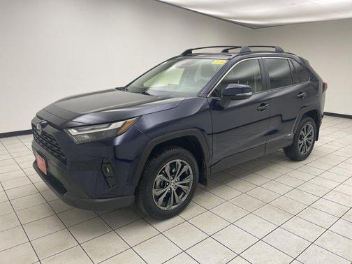 2023 Toyota RAV4 Hybrid XLE Premium
