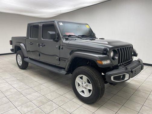 2022 Jeep Gladiator Sport S