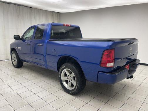 Blue Streak Pearlcoat 2018 RAM 1500 Express