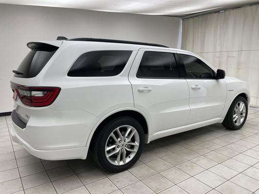 White Knuckle Clearcoat 2023 Dodge Durango R/T Plus AWD