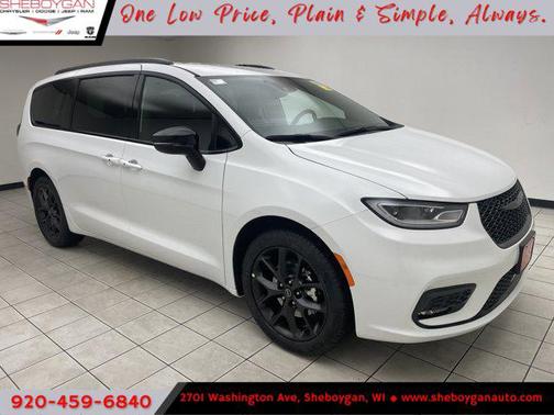 2026 Chrysler Pacifica L