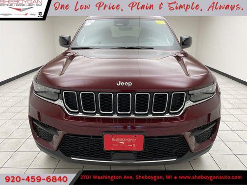 2025 Jeep Grand Cherokee Laredo