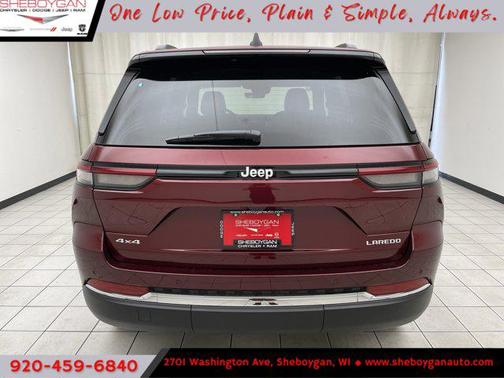 2025 Jeep Grand Cherokee Laredo