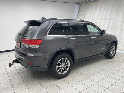 Granite Crystal Metallic Clearcoat 2015 Jeep Grand Cherokee Limited
