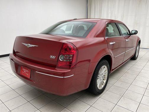 2010 Chrysler 300 Touring/Signature/Executive Series