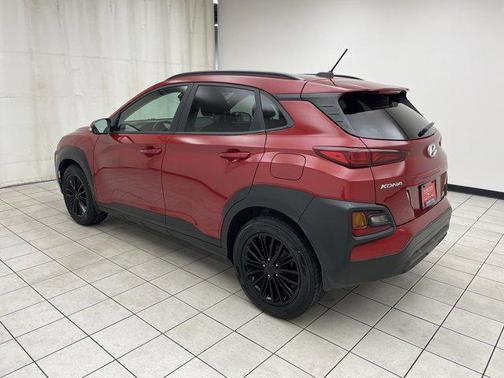2021 Hyundai KONA SEL