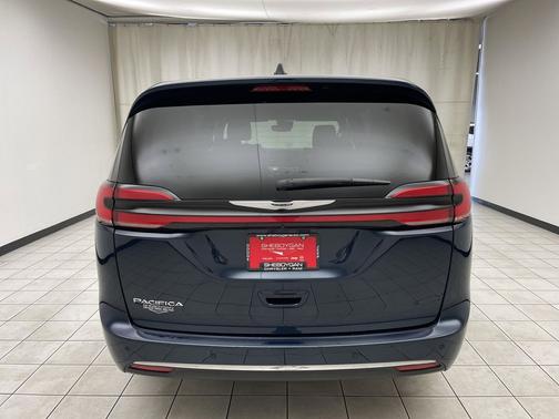Fathom Blue Pearlcoat 2025 Chrysler Pacifica L