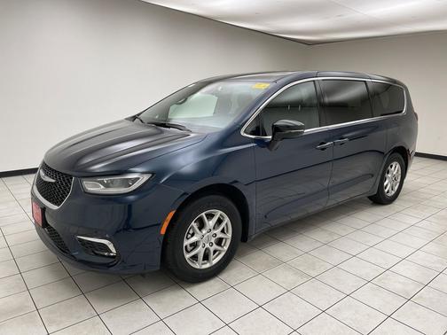 Fathom Blue Pearlcoat 2025 Chrysler Pacifica L