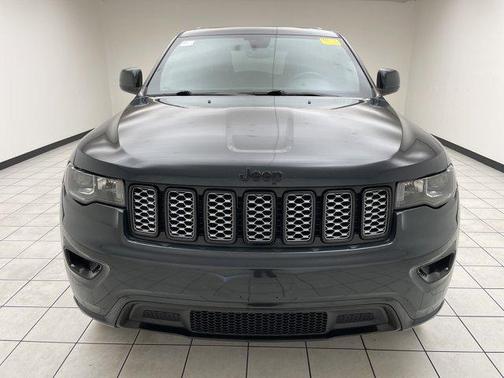 2017 Jeep Grand Cherokee Altitude