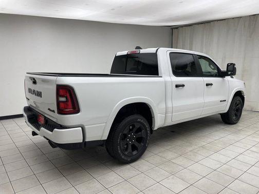 Bright White Clearcoat 2025 RAM 1500 Big Horn/Lone Star