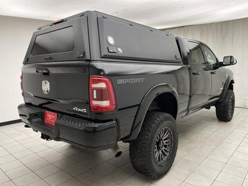 2022 RAM 2500 Laramie Crew Cab 4x4 6'4' Box