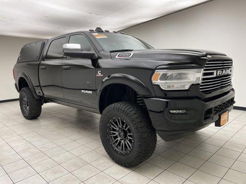 2022 RAM 2500 Laramie Crew Cab 4x4 6'4' Box