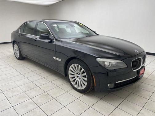 2012 BMW 750 Li xDrive