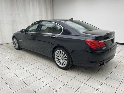 2012 BMW 750 Li xDrive