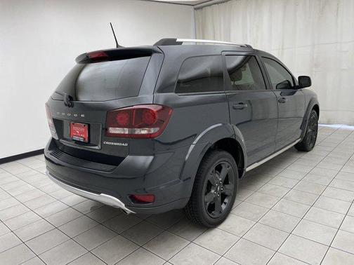 2018 Dodge Journey Crossroad